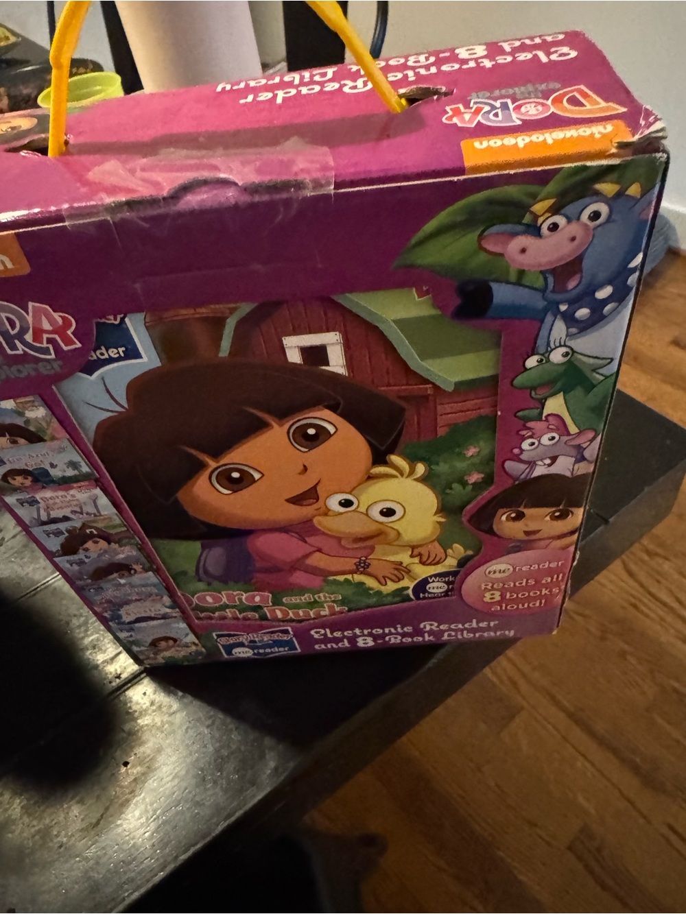 Dora the Explorer Electronic Reader with 8 books - Nickelodeon